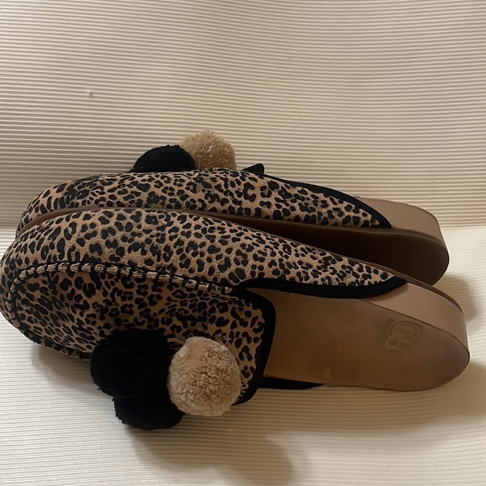 GIANNI BINI CHEETAH PRINT POM POM SANDALS SIZE 9M. - Picture 5 of 9